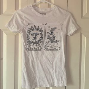 TAROT CARDS SUN AND MOON T-SHIRT 🖤